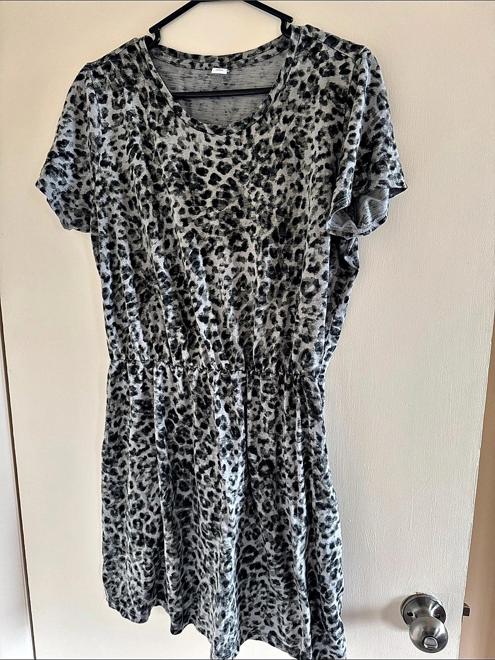 Bebe Leopard Print Mini Dress Size Medium Like New